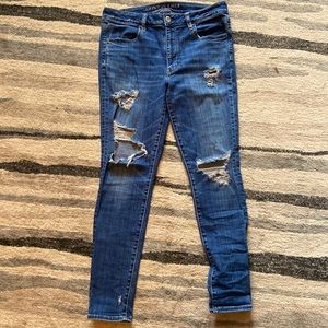 Distressed American Eagle Hi-Rise Jegging Sz 12